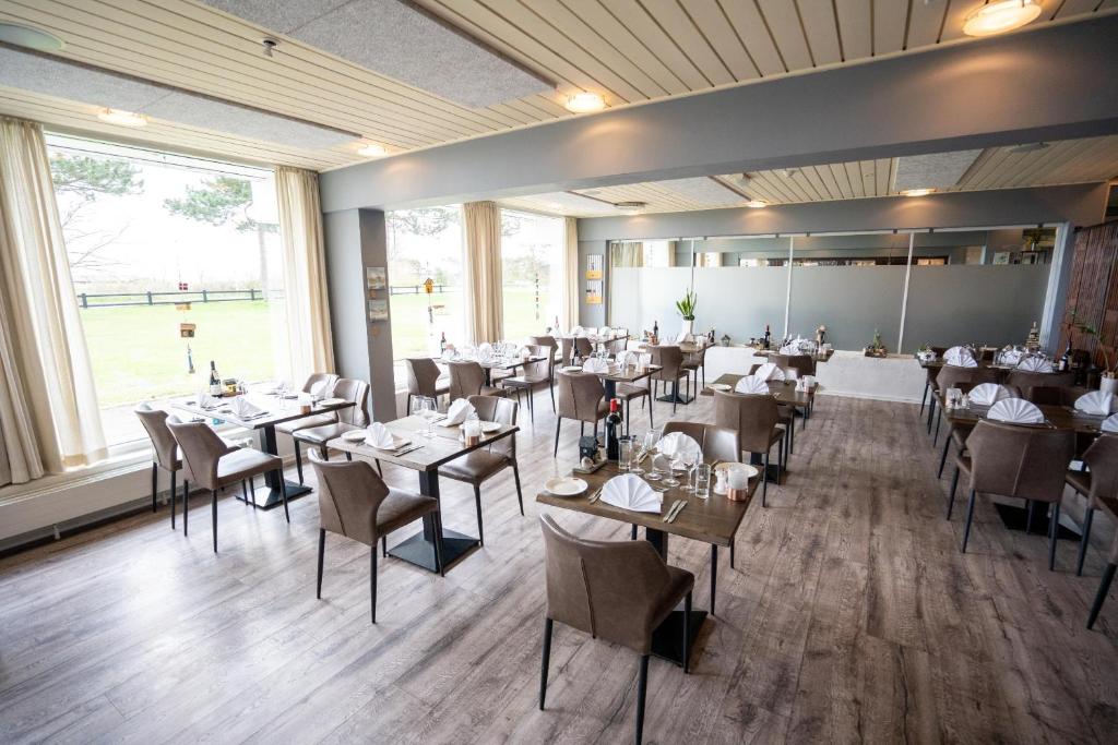 Restaurace v ubytování Hotel Marina