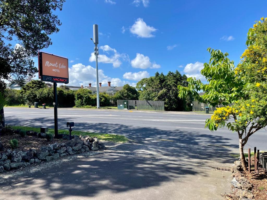 Mount Eden Motel - Resim 13