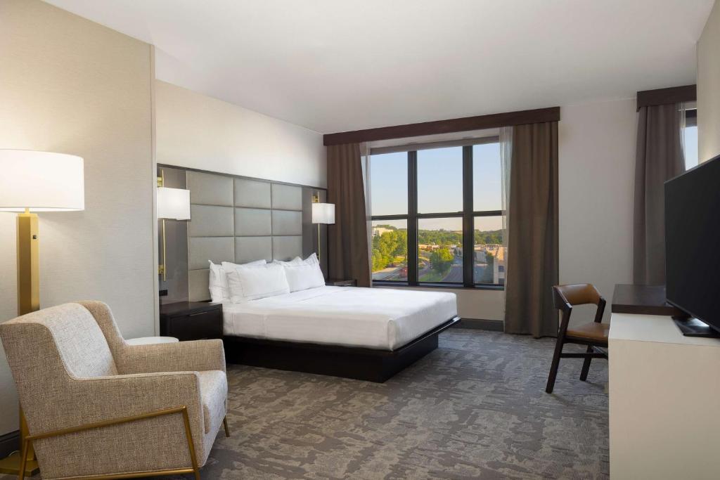 Hilton Promenade Branson Landing - 
