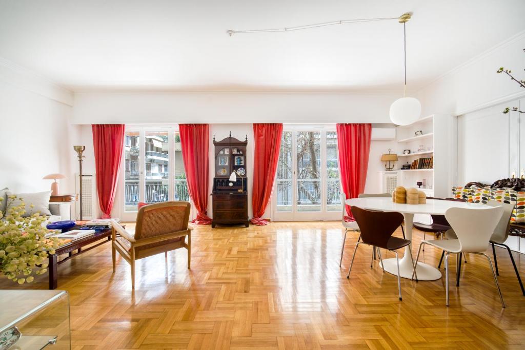 Signature 3Bd Kolonaki Apartment