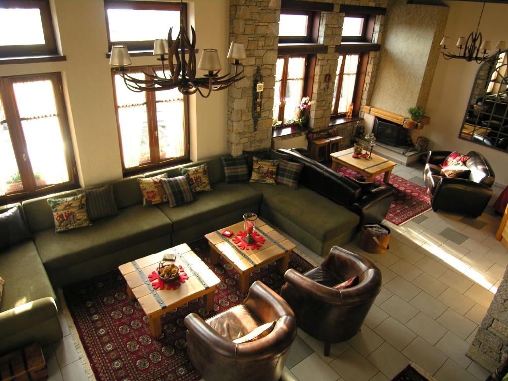 Posezení v ubytování Ef Zin Hotel Arachova