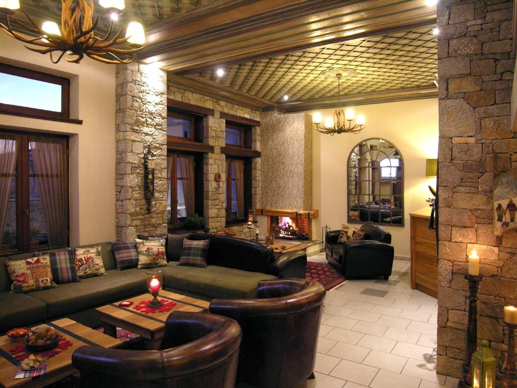 Posezení v ubytování Ef Zin Hotel Arachova