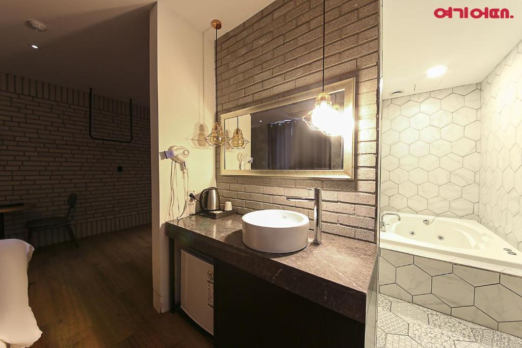 Koupelna v ubytování Ignis Hotel