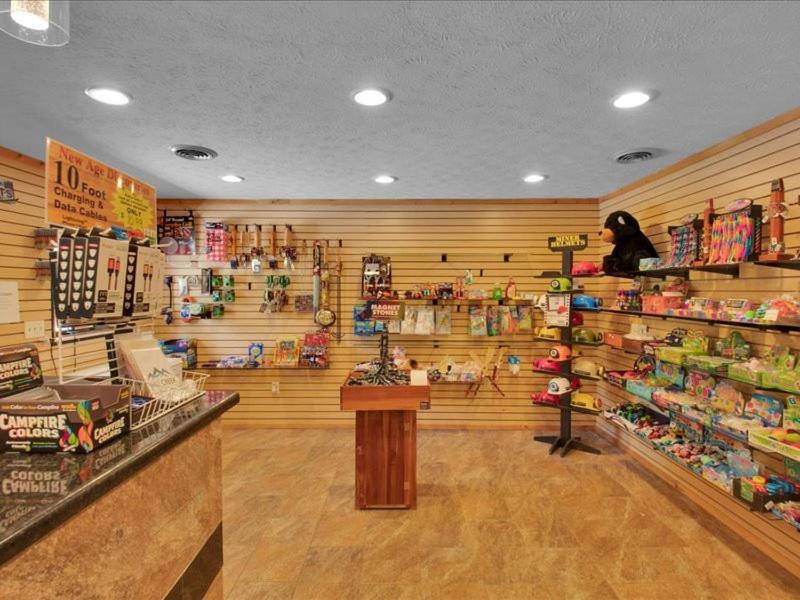 Supermarket nebo jiné obchody v  chaty nebo okolí