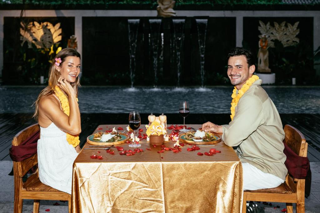Hosté ubytování Nadi Hotel Legian