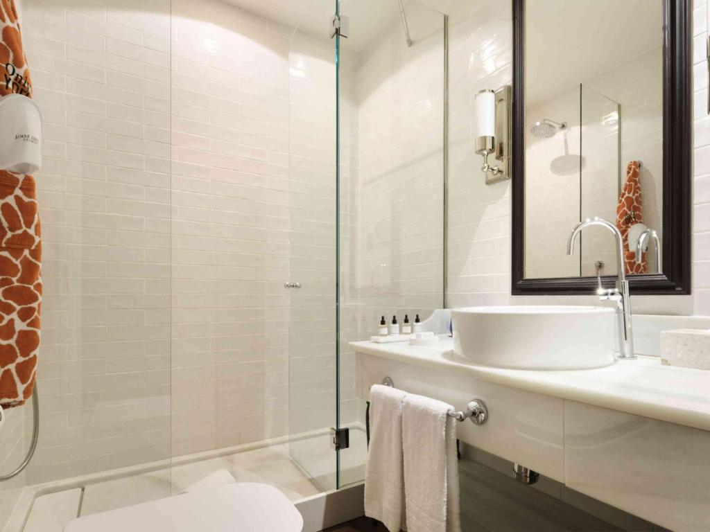 Koupelna v ubytování Only YOU Boutique Hotel Madrid