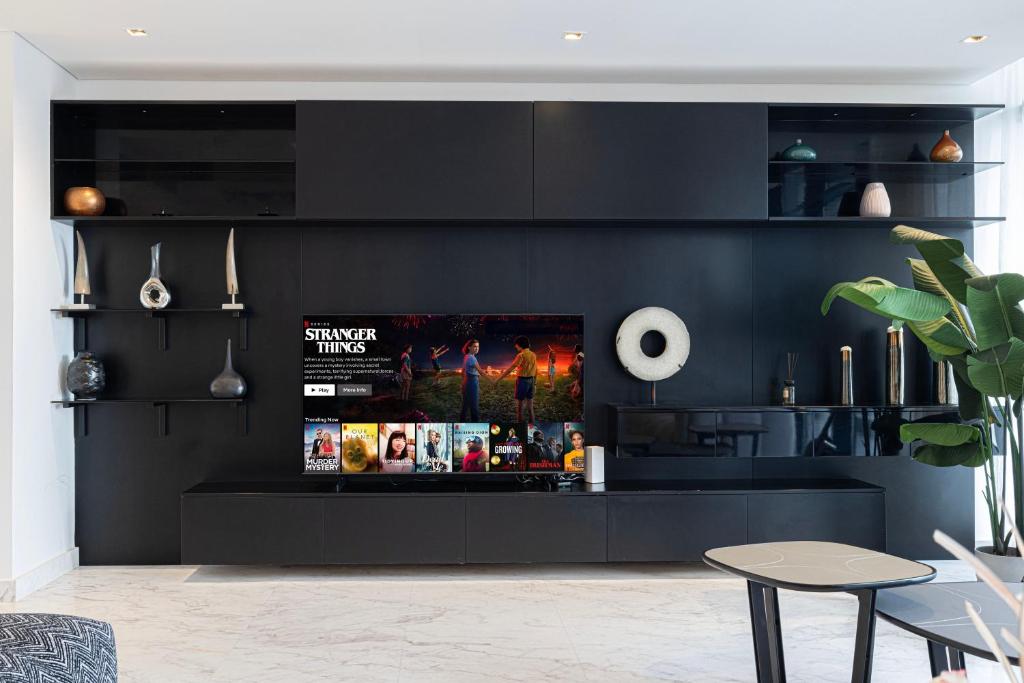 Curated visual reference: Gallery Detail: Luxe 6Br Penthouse With Burj View Private Cinema Dubai Updated