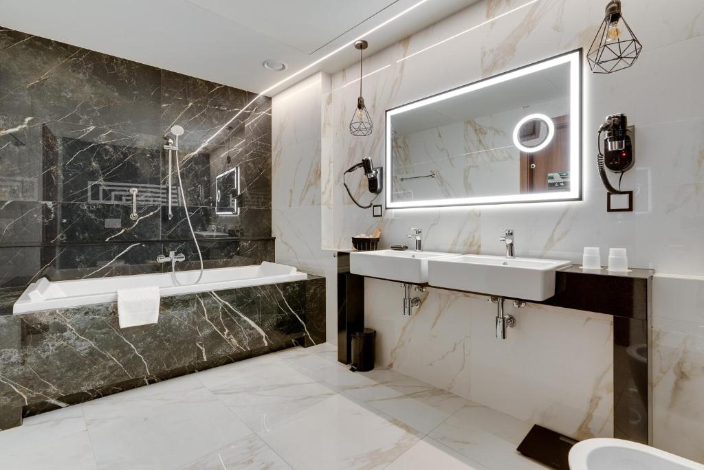 Hotel Diament Plaza Katowice - Resim 24