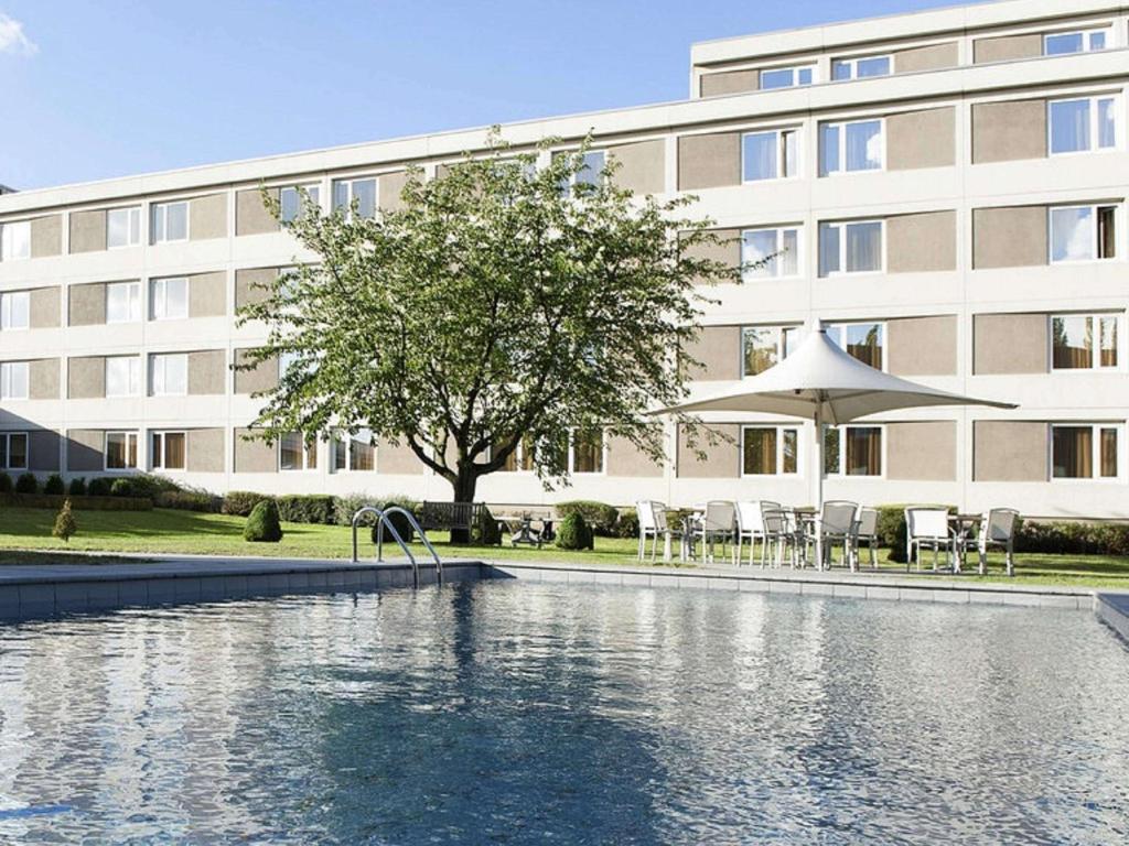 Bazén v ubytování Novotel Antwerpen - Ekeren nebo v jeho okolí