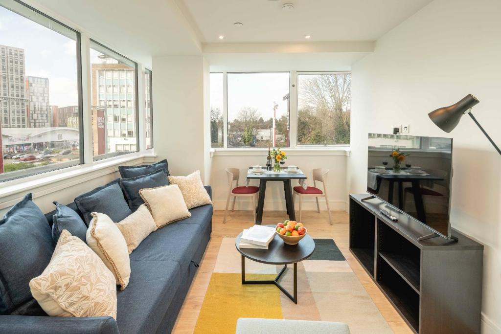 Χώρος καθιστικού στο Wembley Stadium Apartments by Sleepy Lodge London