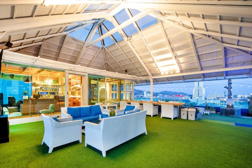 Sira Grande Hotel & Spa, Patong - Resim 36