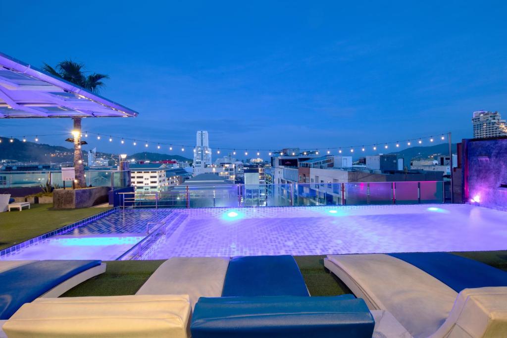 Sira Grande Hotel & Spa, Patong - Resim 42