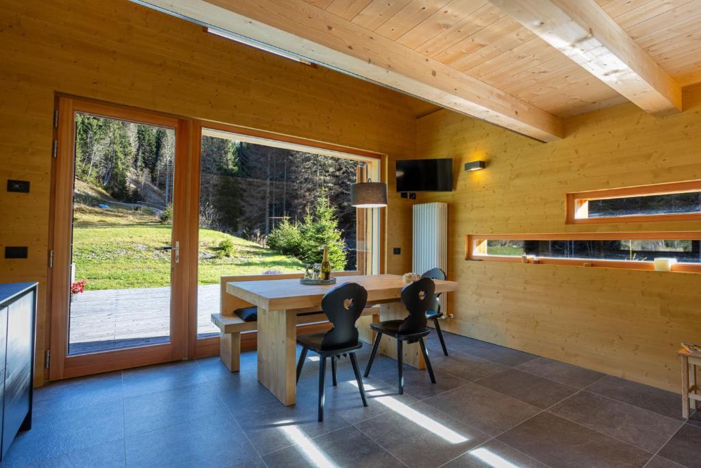 Φωτογραφία από το άλμπουμ του Chalet Pian De La Mola σε Comelico Superiore
