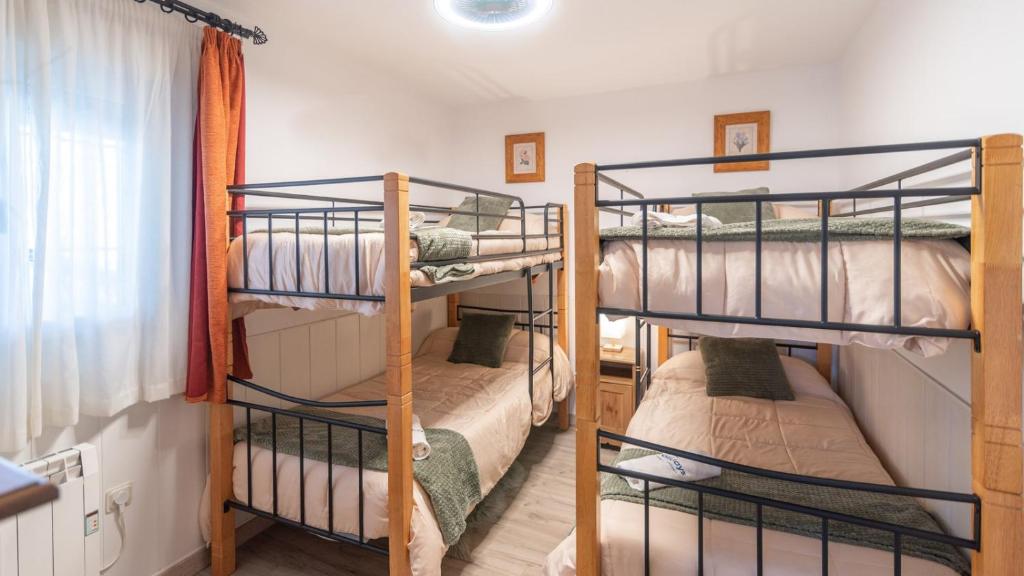 Postel nebo postele na pokoji v ubytování Villa Muñoz Ronda by Ruralidays