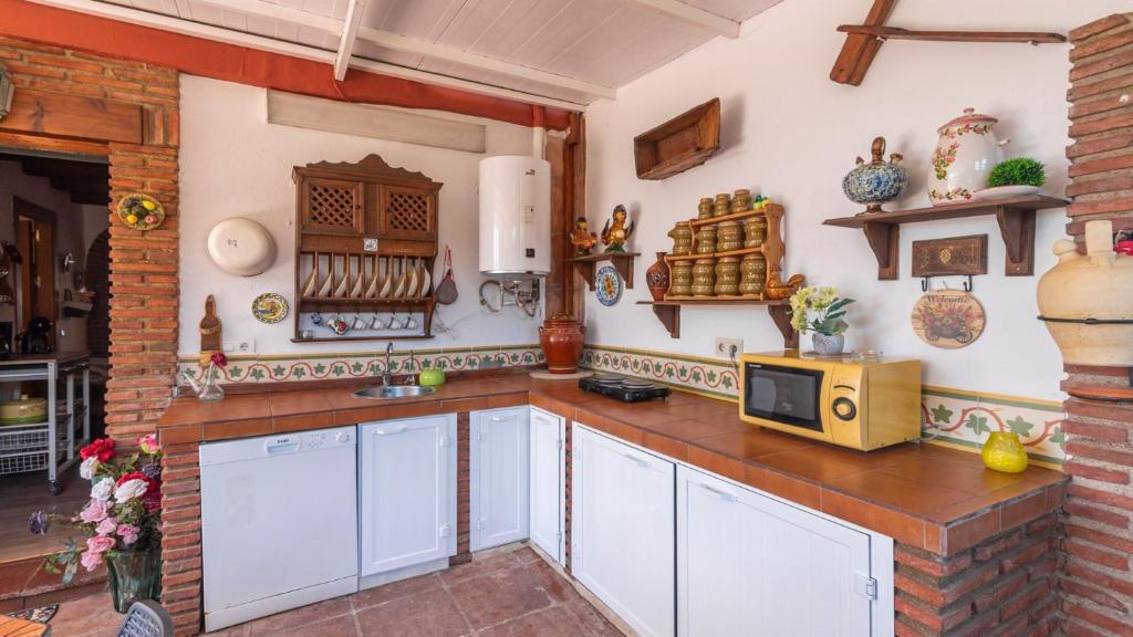 Kuchyň nebo kuchyňský kout v ubytování Villa Muñoz Ronda by Ruralidays