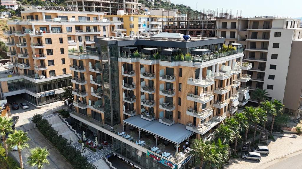 207A,Diamond Two Bedroom Apartment