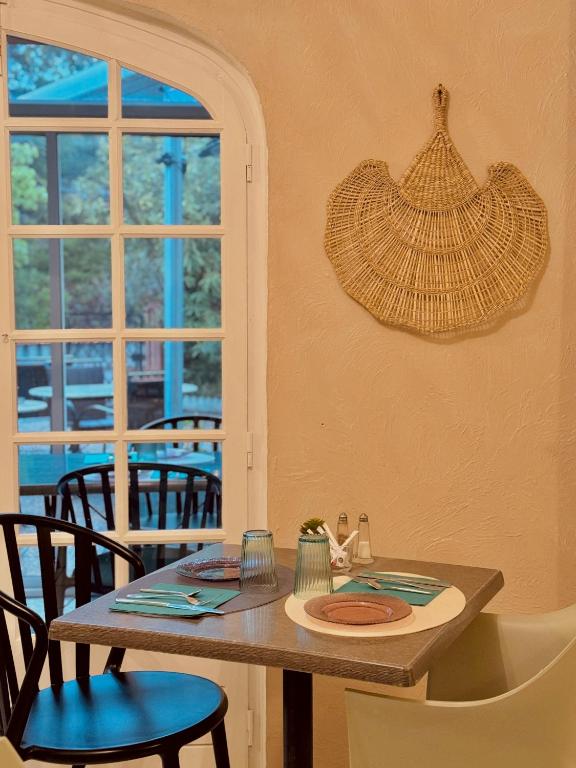Fotografie z fotogalerie ubytování Hôtel le Nid v destinaci Argelès-sur-Mer