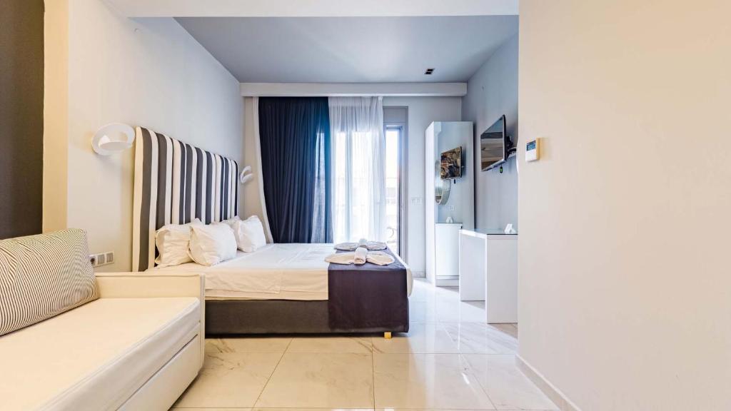 Alpha Luxury Suites - 2