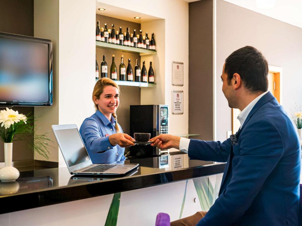 Hóspedes ficando em Ibis Bursa