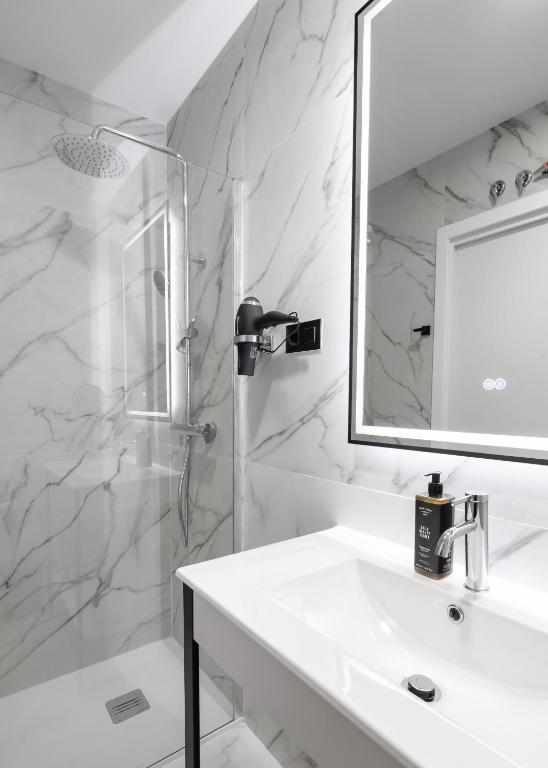 Limehome Madrid Calle de Matilde Diez - 13