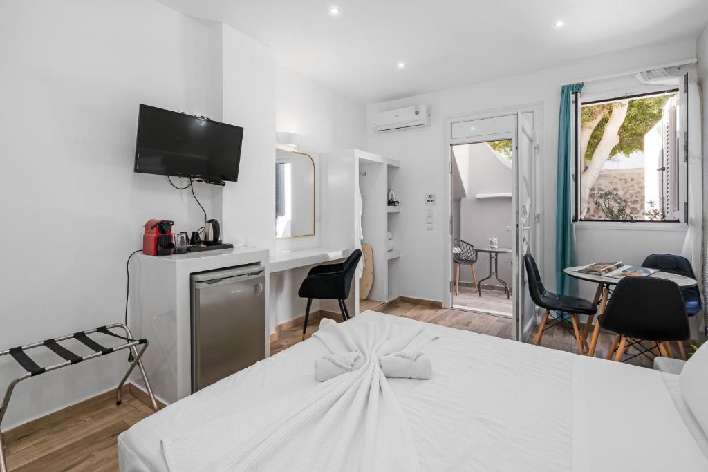 Oasis Suites Fira - 15