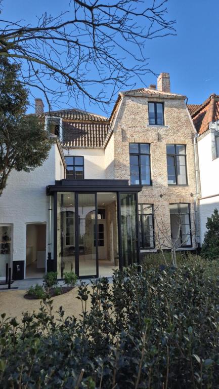 Budova, kde se bed and breakfast nachází