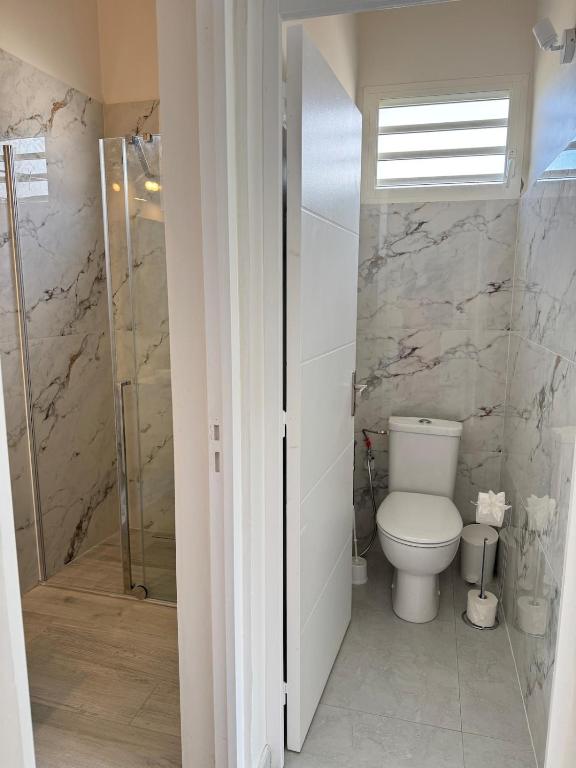 Koupelna v ubytování Maison neuve au gosier