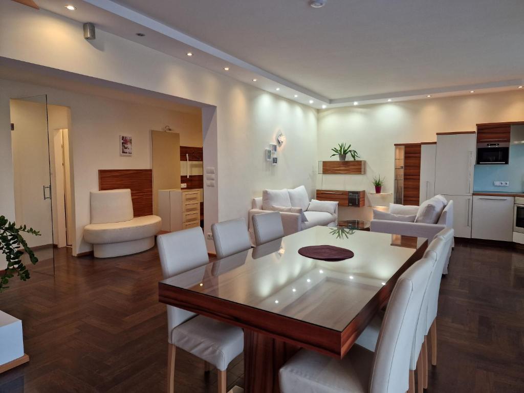 Posezení v ubytování HOTEL MARIA