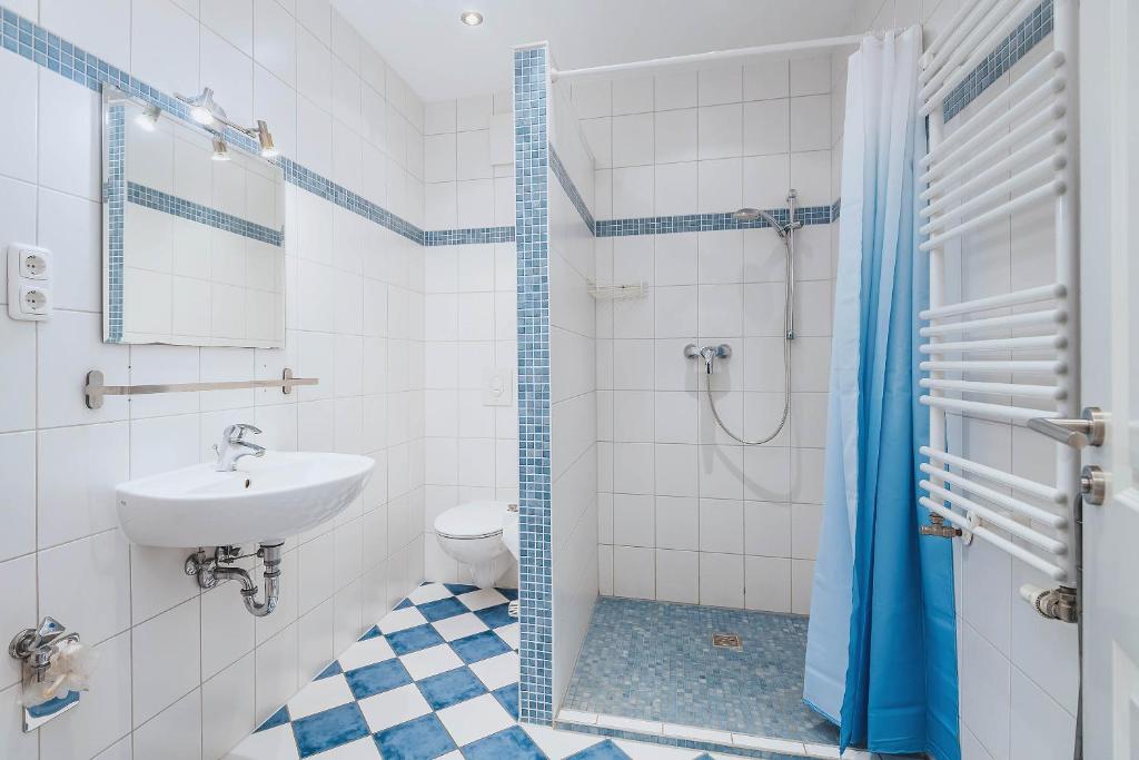 Koupelna v ubytování Kuddels Fischerhus 2