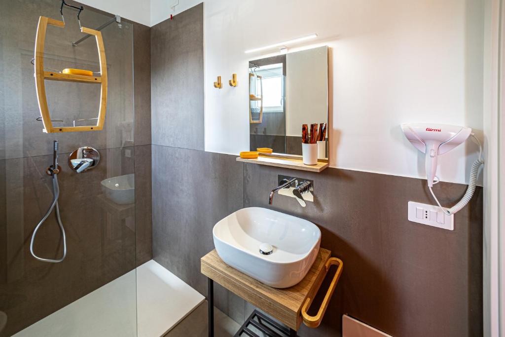 Koupelna v ubytování 4Rooms