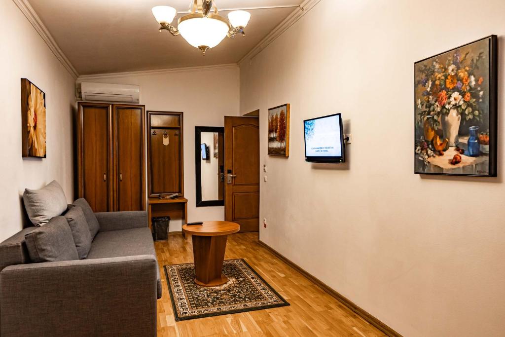 TV a/nebo společenská místnost v ubytování Hotel Boutique Bulevard