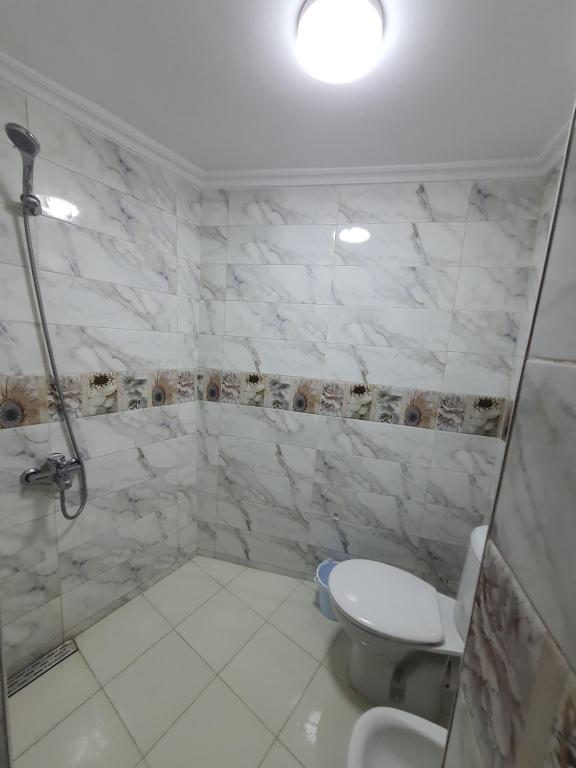 Bagno di Hostel ALINE