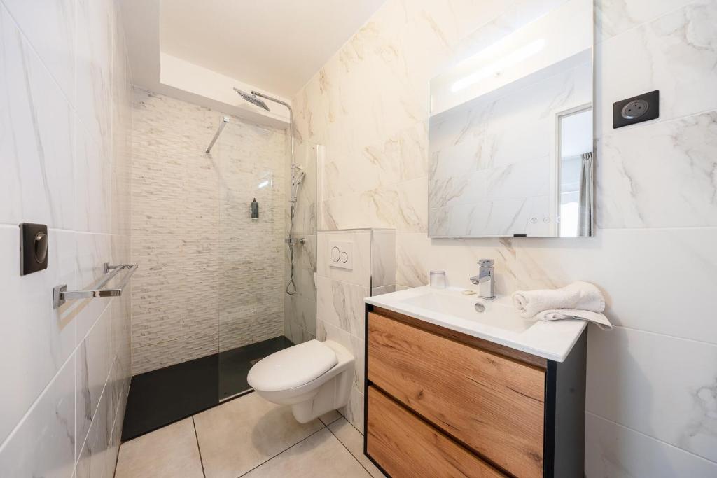 The Originals City, Hôtel Azur, Fos-sur-Mer - Double Room - Annexe