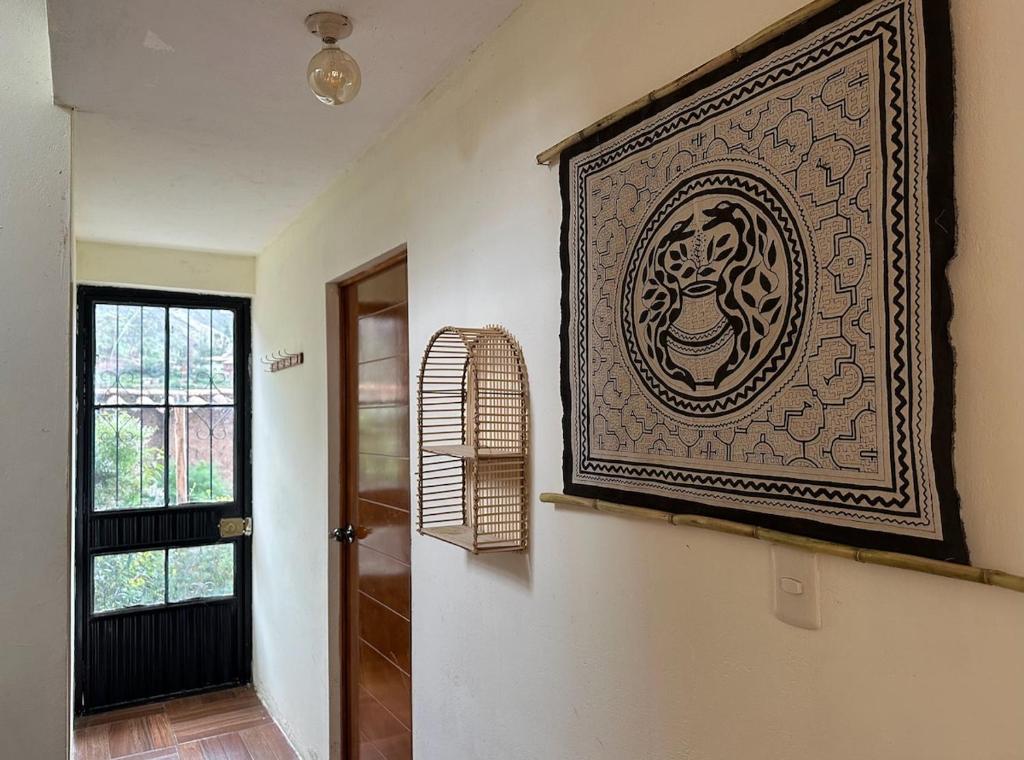 Billede fra billedgalleriet på Bright Riverside 3 Bedroom Stay Garden 5 min to Pisac i Taray