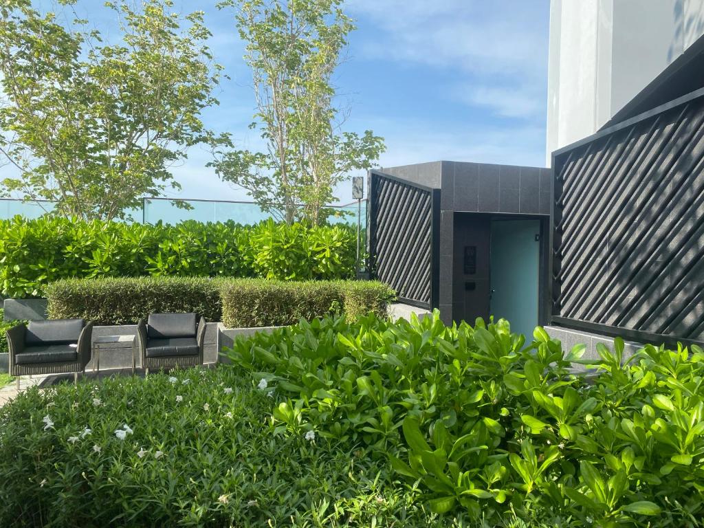 EDGE Central PATTAYA SKY - Resim 29