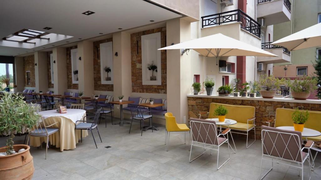 Restaurace v ubytování Hotel Evilion Sea And Sun