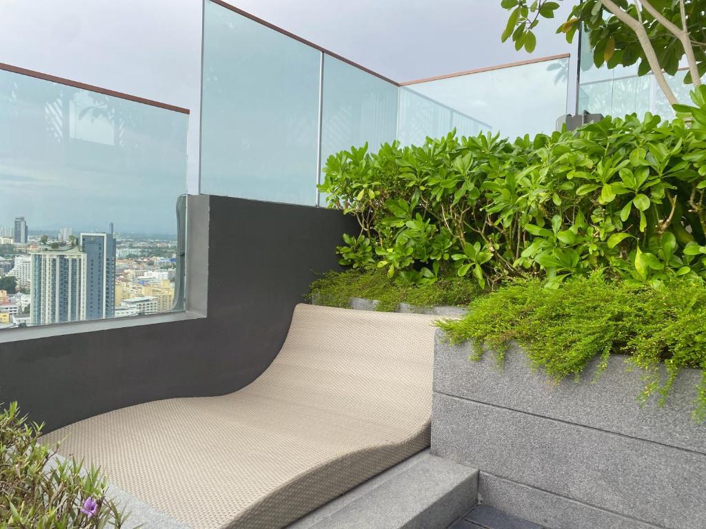 EDGE Central PATTAYA SKY - Resim 27