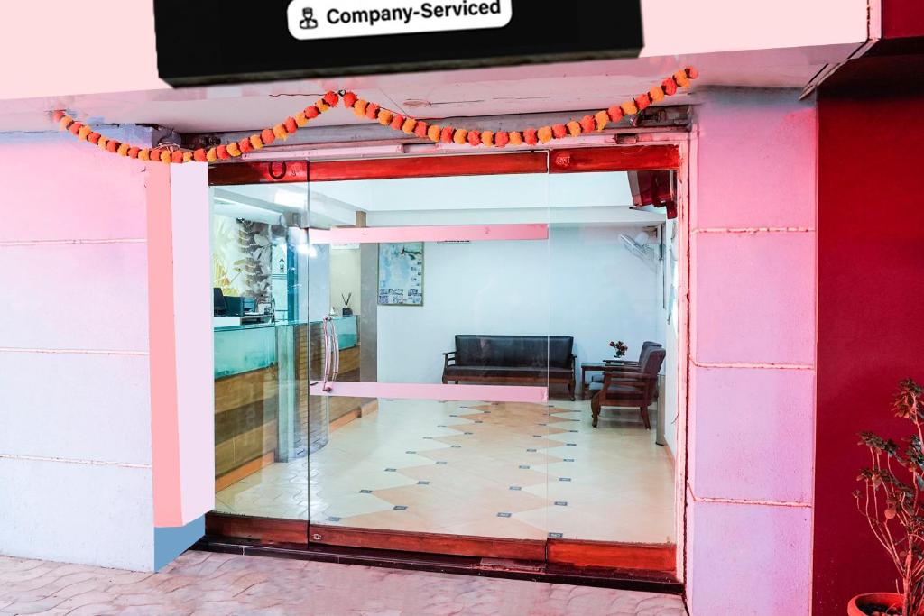 Vstupní hala nebo recepce v ubytování Super Townhouse Margao Near Railway Station Formerly Hotel Tanish