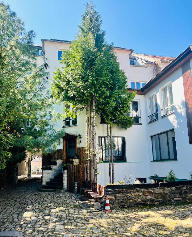 Budova, kde se hotel nachází