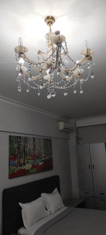 Posteľ alebo postele v izbe v ubytovaní Elegant Luminous Downtown