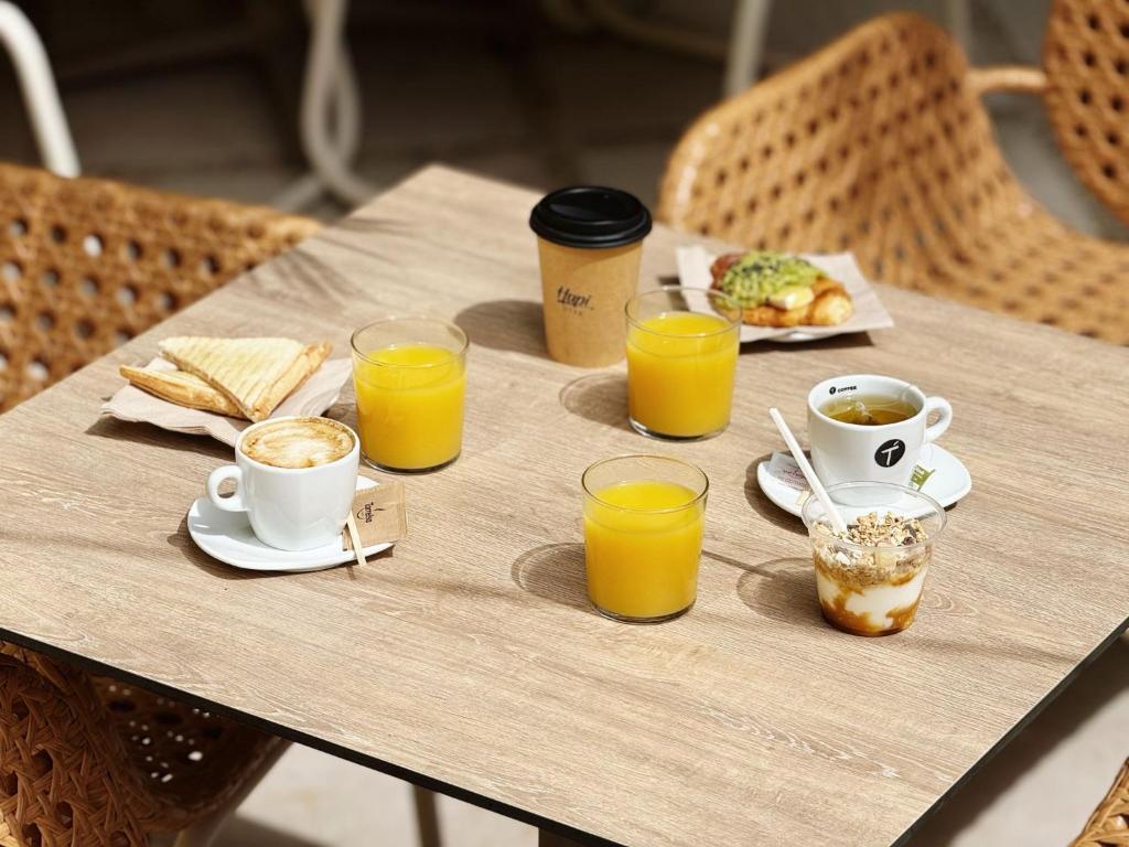 Opções de café da manhã disponíveis para hóspedes em The Loft House Barcelona