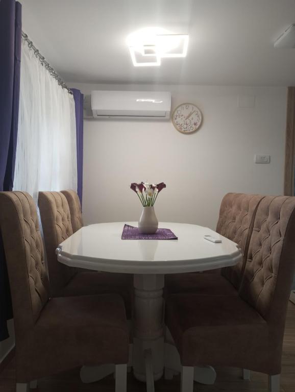 Posezení v ubytování Dora Apartman