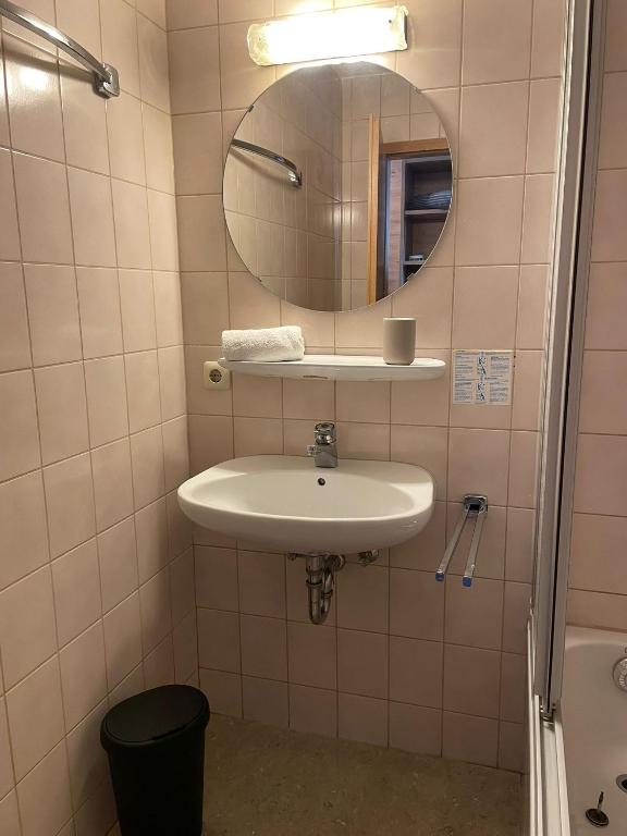 Landgasthof Zum Schwanen - Chambre Triple Avec Salle De Bains Privative