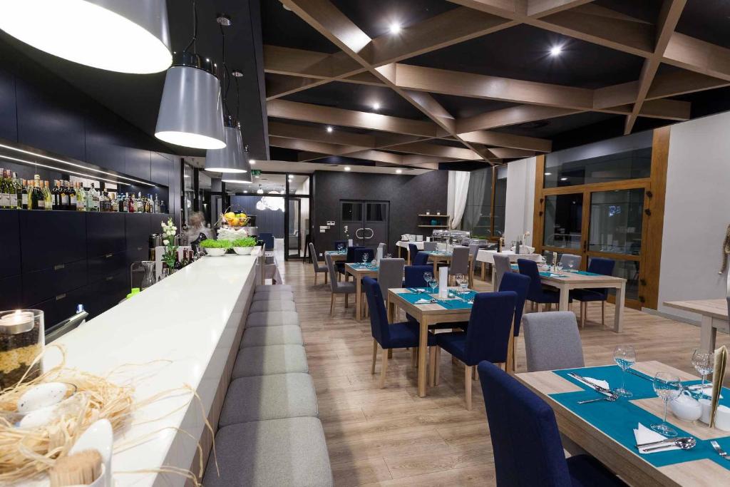 Restaurace v ubytování Hotel Zatoka