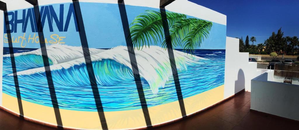 Bazén v ubytovaní Bhavana Surf House alebo v jeho blízkosti