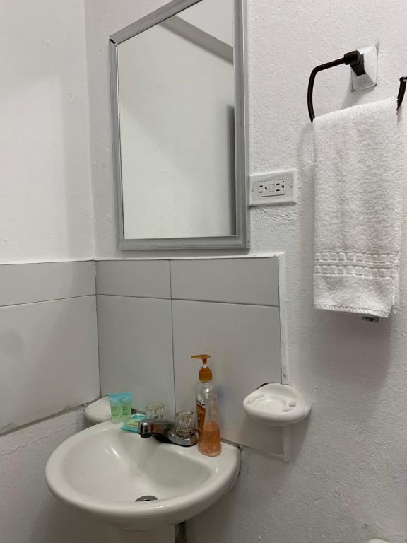 Koupelna v ubytování Bonefish Hotel