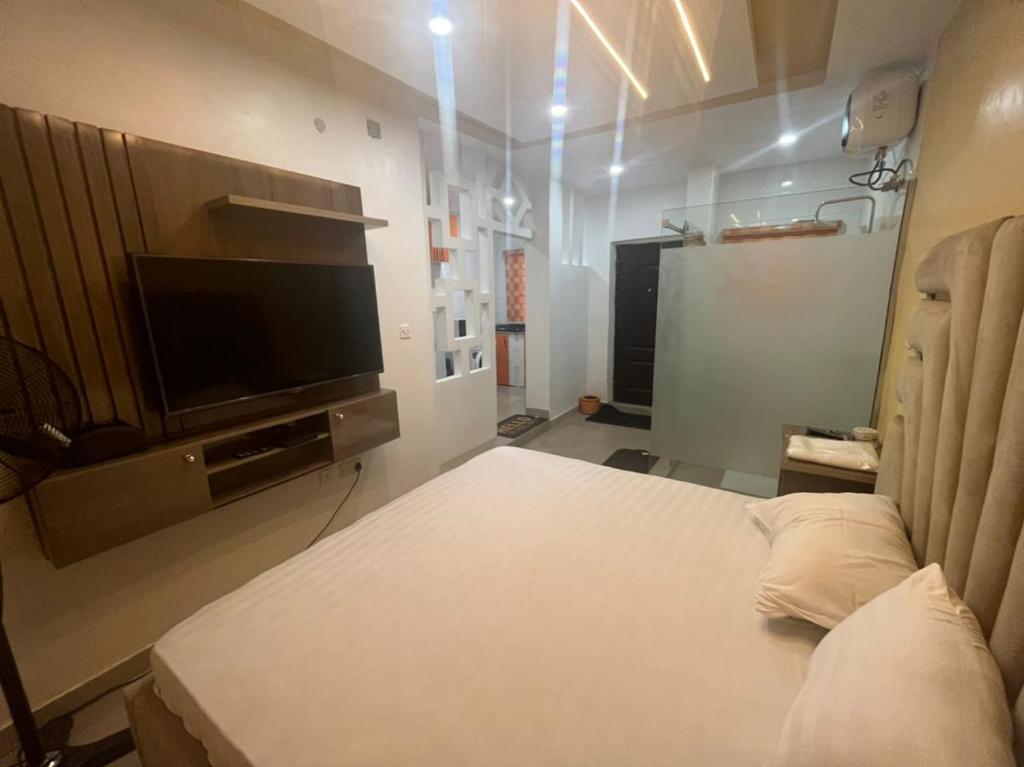Private, Cozy, CityCentre Studio IV