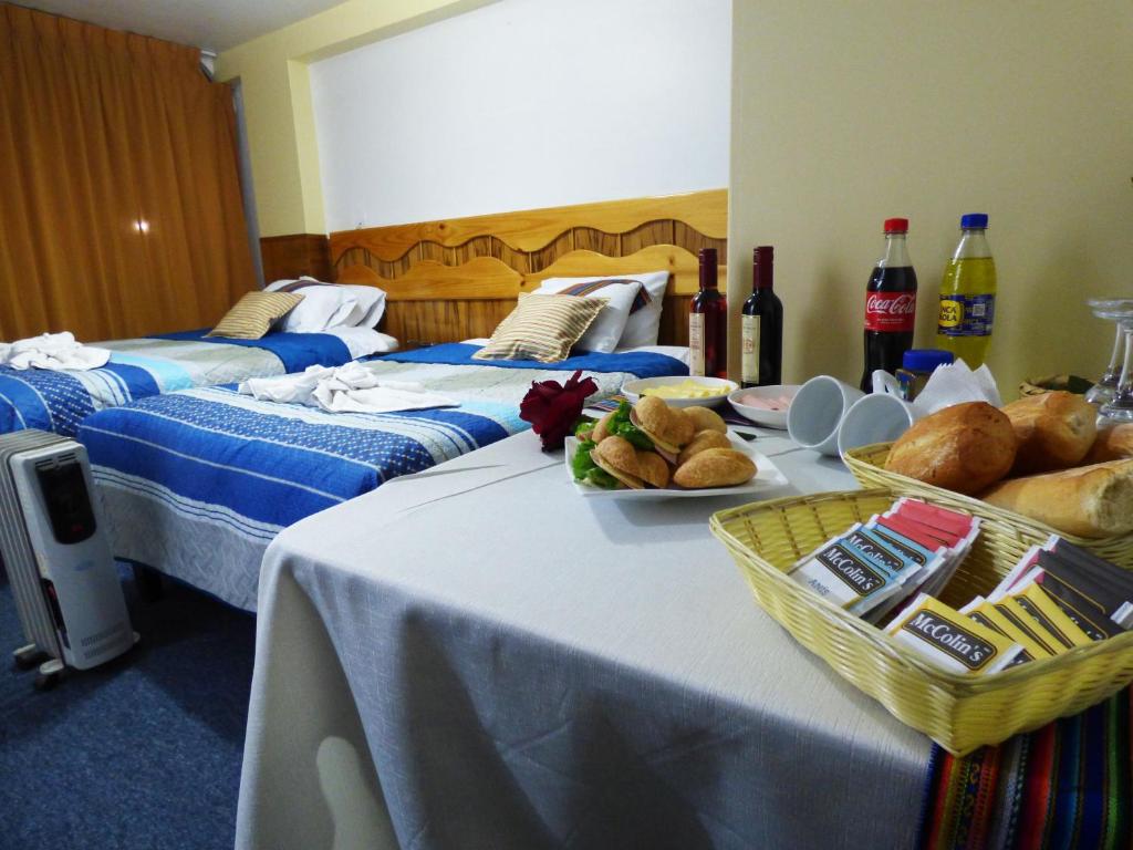 Jídlo v hotelu nebo okolí