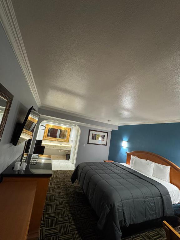 Sunset Inn & Suites - Estudio Deluxe Con Cama Extragrande