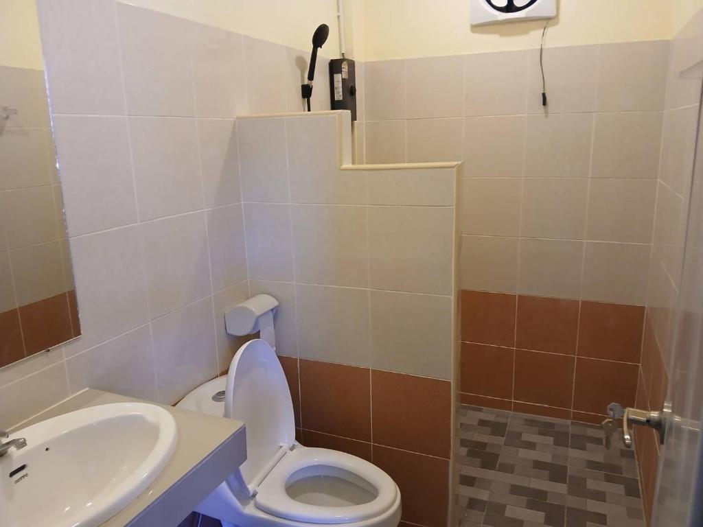 Nakhonyok Homestay - Deluxe Kamer Met Queensize Bed